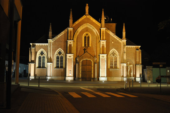 Verlichte kerk Munsterbilzen