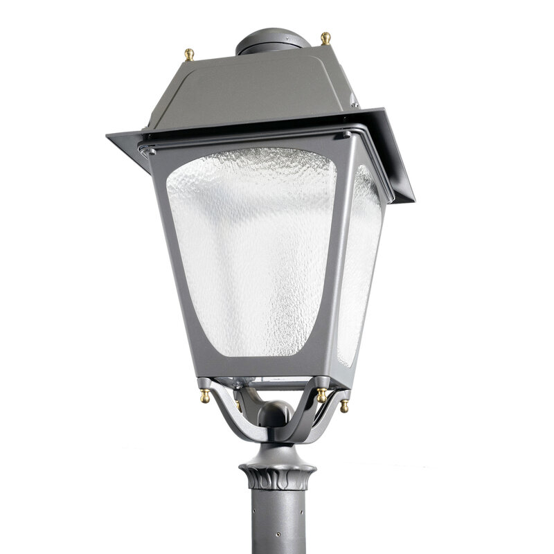 Valentino gestructureerde plexi van Schréder is een klassiek LED-armatuur met een gestructureerde plexiglas kap, ideaal voor energiezuinige en decoratieve straatverlichting.